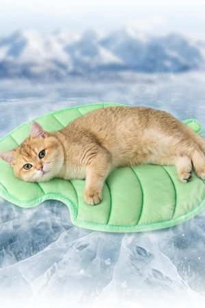 Leaf-Shaped Pet Cooling Mat